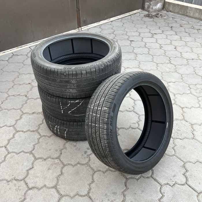 Шины Pirelli 245/45R21
