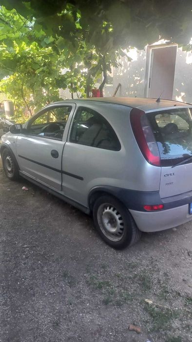 Vand masina opel corsa