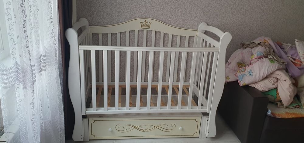 Кроватка 10.000 без матраца