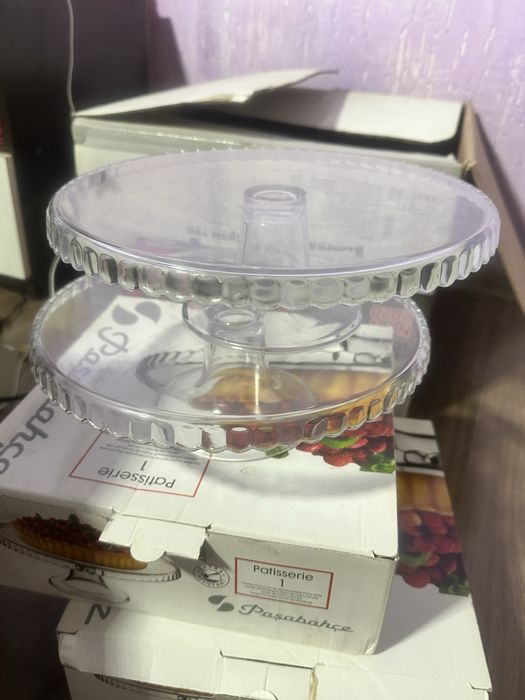 Тортница 2 штуки