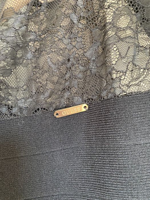 Елегантна рокля Guess оригинална