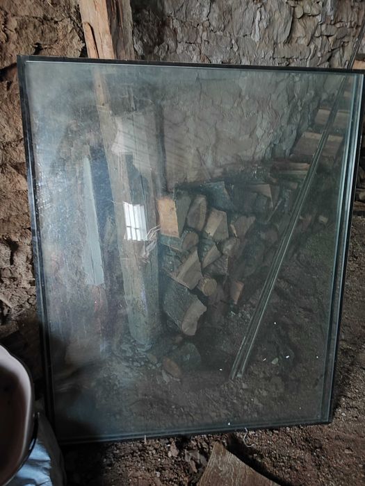 Продавам стъклопакети