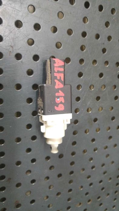 Comutator lumini frana alfa romeo 159 939 46840510