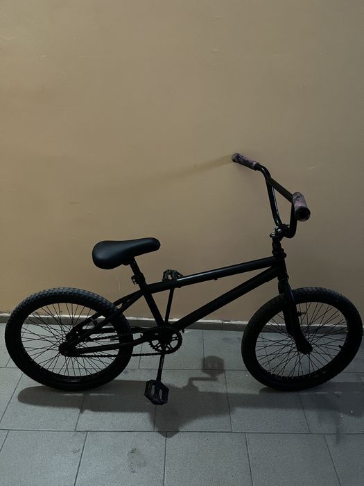 Велосипед BMX черный