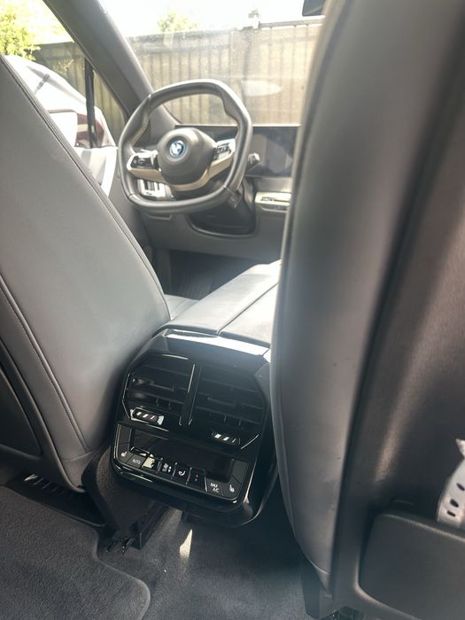 BMW IX40  an 2022 , 30000 km , tva deductibil