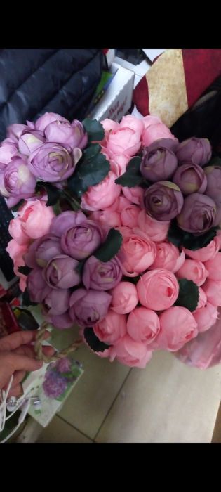 Продам искусственные цветы для интерьера