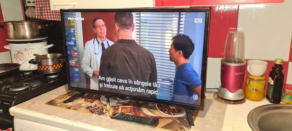 TV LED 81 cm = 250 lei