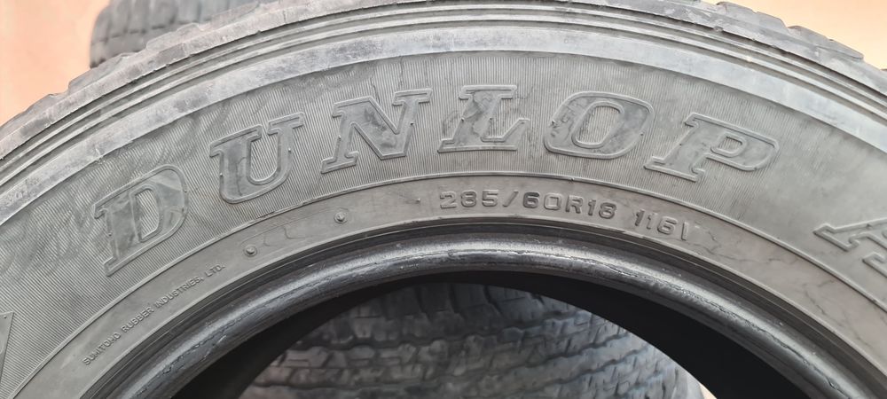 Шины 285 60  R 18. Dunlop Grandtrek .