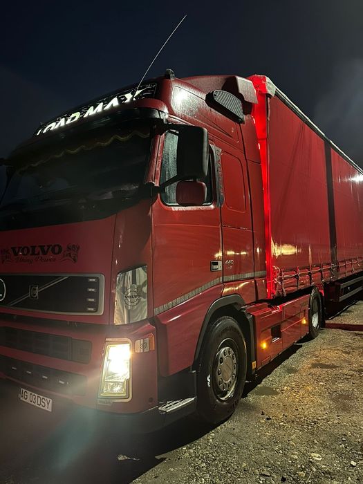 Ansamblu Volvo FH 440 / Schmitz Varios