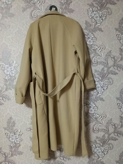 Продам пальто осеннее