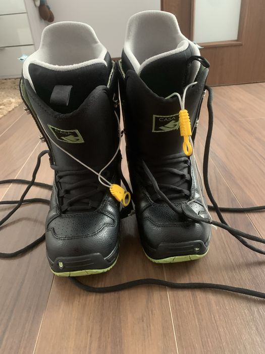 Boots burton marimea 37