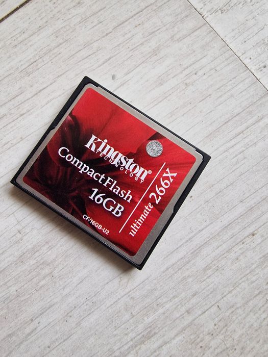 Фотоапарат Sony a300