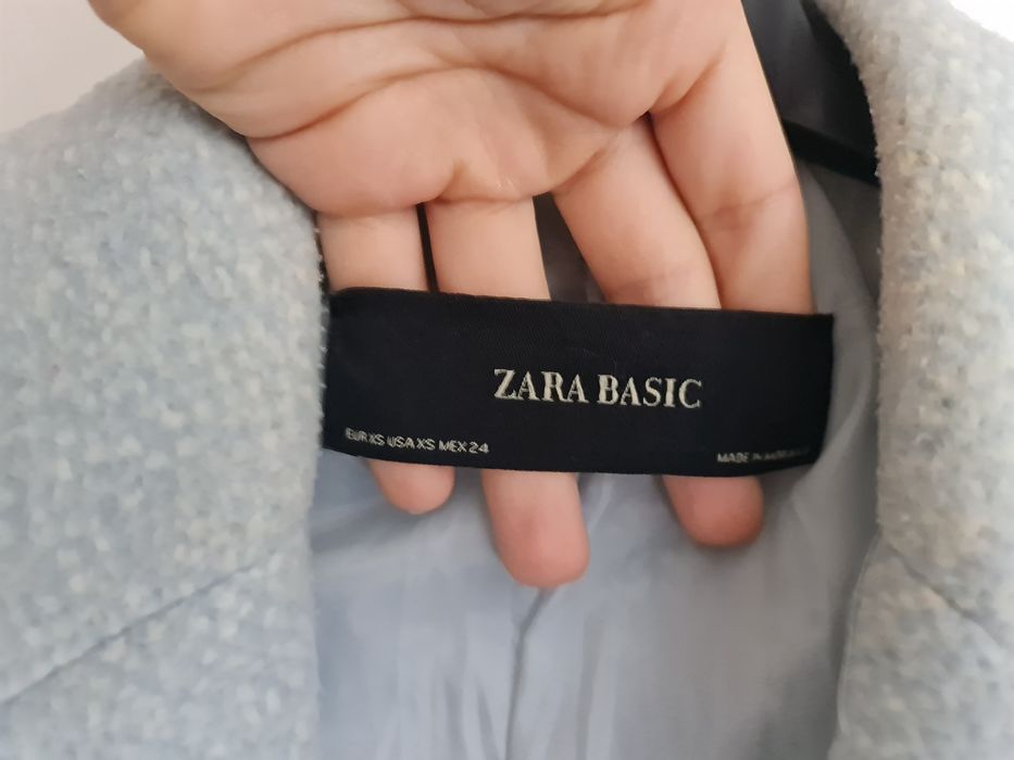 Палто Zara, кожен елек и блуза в бежово