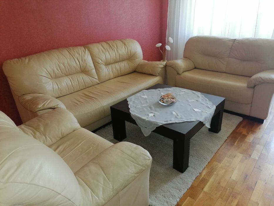 Дава се под наем Тристаен апартамент в София, Витоша - 120 кв.м за 714 € - Снимка #2