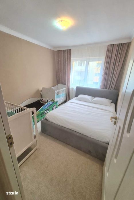 Apartament de vanzare 3 camere + garaj Str. Moldovei