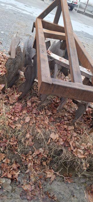 Diskaya barana begona o'tlarga qarshi