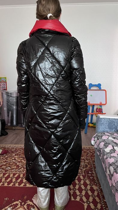 Продам теплый пуховик зима