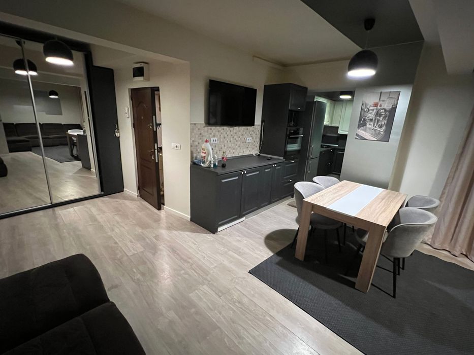 Apartament centru de inchiriat