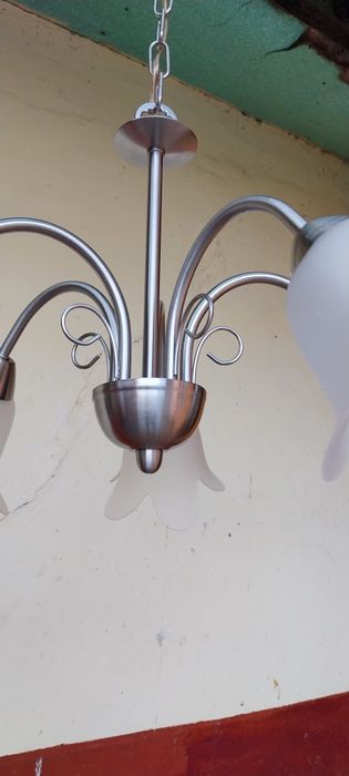 Candelabru, lustra de tavan