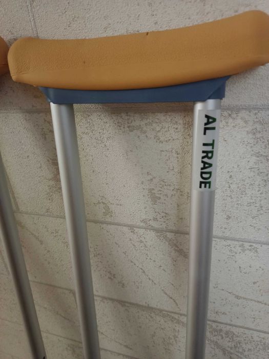 Продам костыли в отличном состоянии