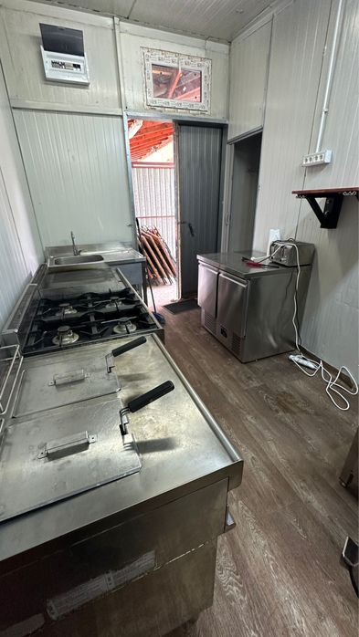 Inchiriez spatiu comercial zona Clujana