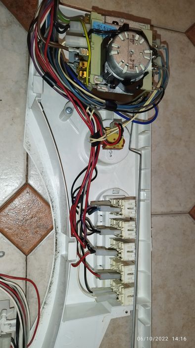 Пералня Samsung SWF 1200 на части