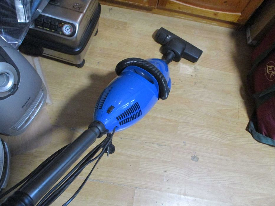 aspirator bosch 1300-W