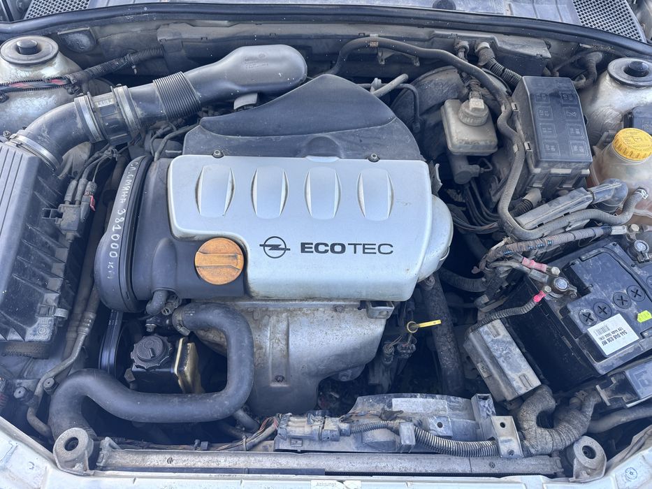 Opel Vectra B 1.8i 16v 116кс 2000г На Части