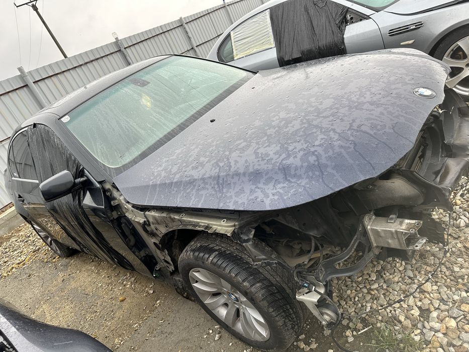 Dezmembrez, dezmembrari, piese bmw e60, e61 530d 218cp M exterior