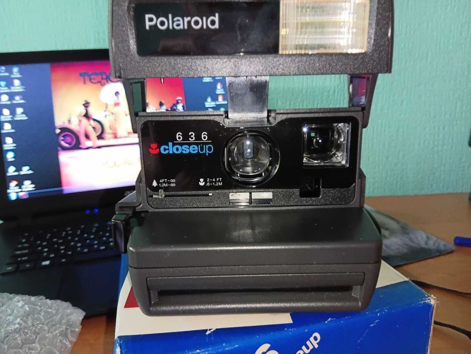 Фотоаппарат поляроид 636