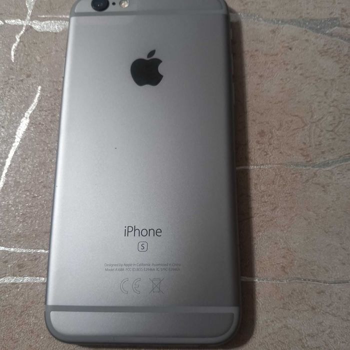 продавам телефон айфон 6S