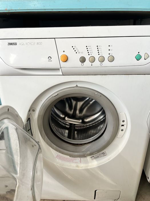 Стиральная машина Zanussi