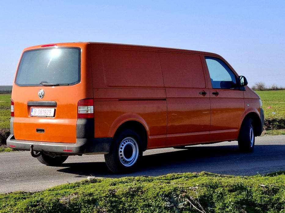 Volkswagen Transporter T5 Lung  2012, 102cp, 217000km