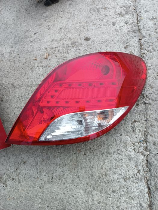 Lampa Stop Stânga Dreapta Peugeot 207 Led