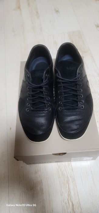 Продавам спортни обувки Lacoste