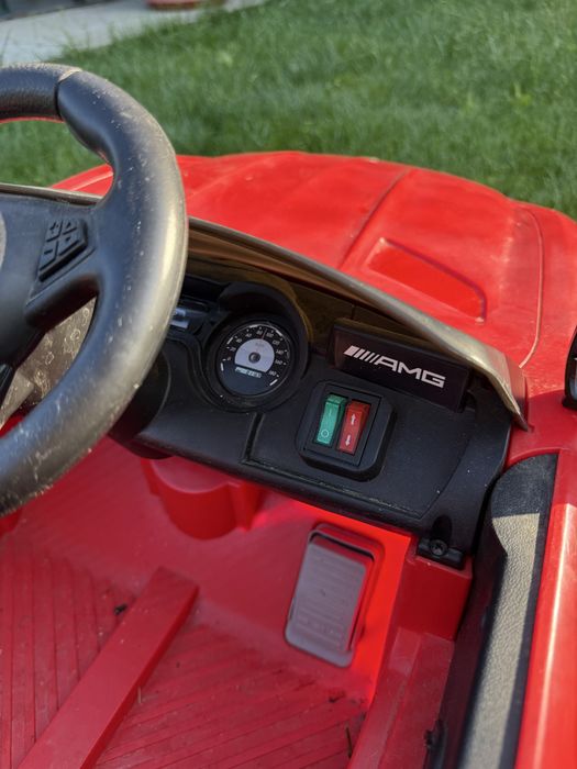 Акумулаторна кола Mercedes AMG GTR