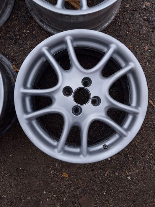 Диски R16 оригинал. На Гольф 3.