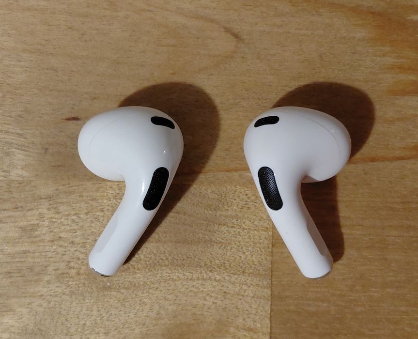 ПРОМОЦИЯ: Apple AirPods 3, Lightning Charging Case, White