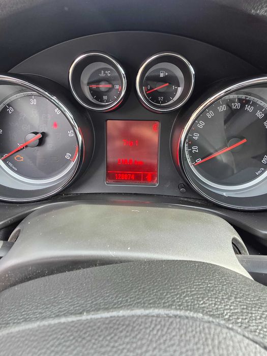 Vand opel insigna 2.0 cdti