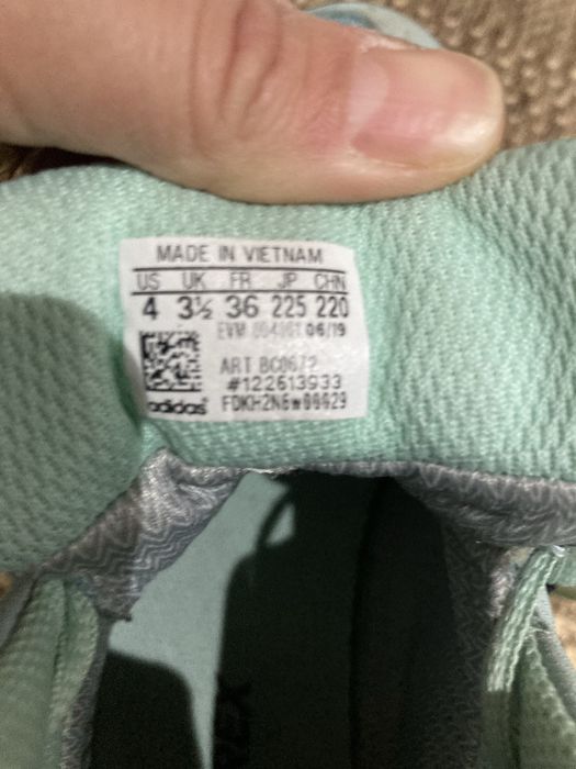 Кецове адидас оригинални