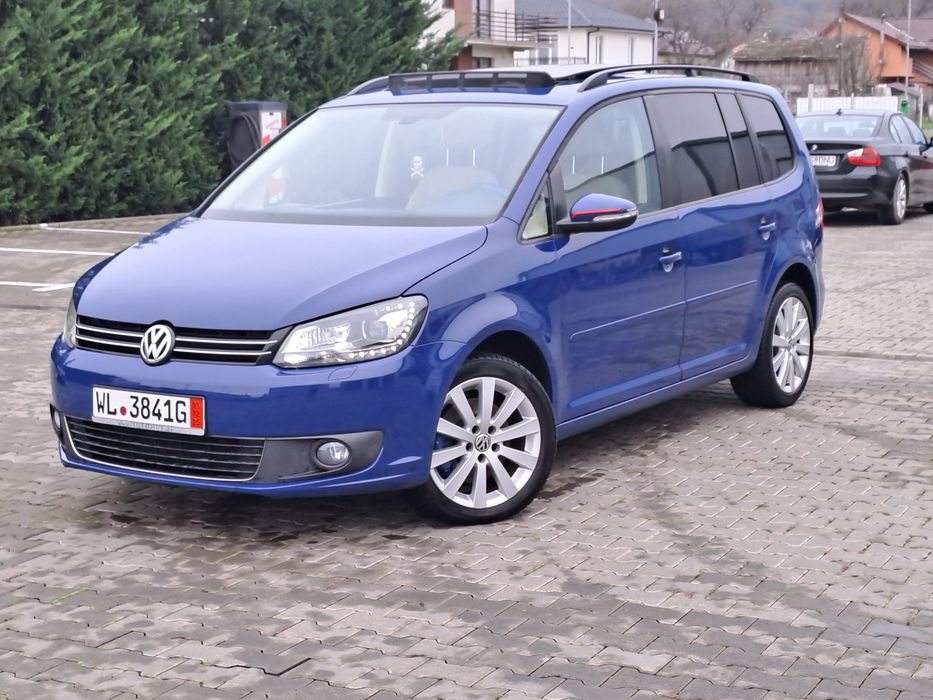 Volkswagen Touran ,Automat , recent adus in tară