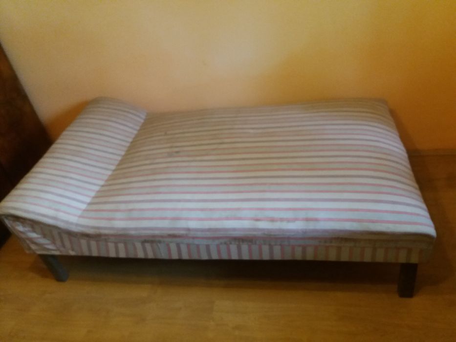 Pat,dormeza pt.o persoana