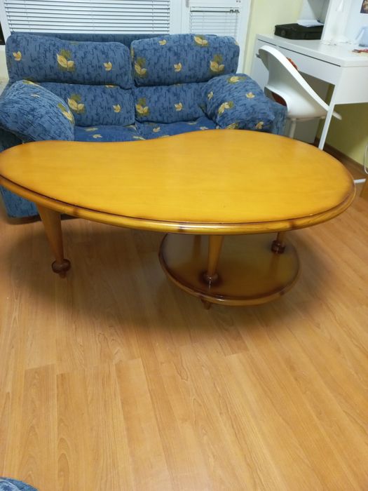 Холна маса дъб  във формата на бъбрек