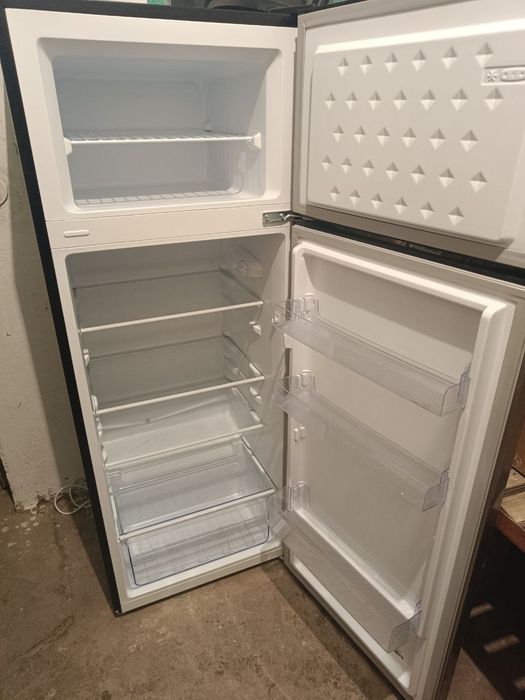 Холодильник PREMIER