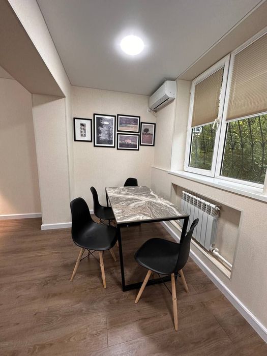 Новомосковская продаётся квартира 77 серия 2/1/4