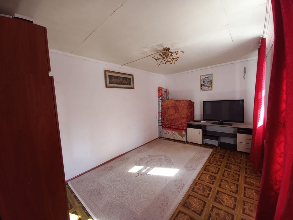 Алғадан жер үй сатылады