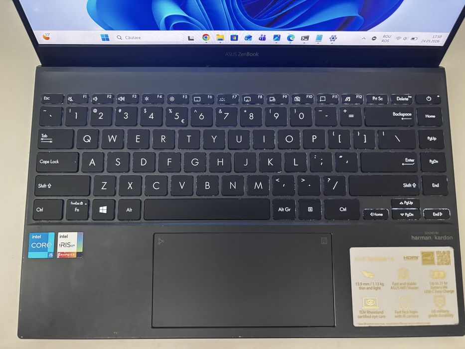 Vand Laptop Asus ZenBook 14 in stare perfecta de functionare