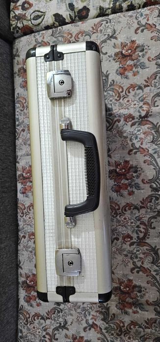 geanta din aluminiu transport diverse