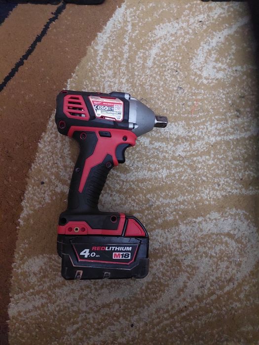 Milwaukee impact cap pătrat m18 biw 12 an 2023