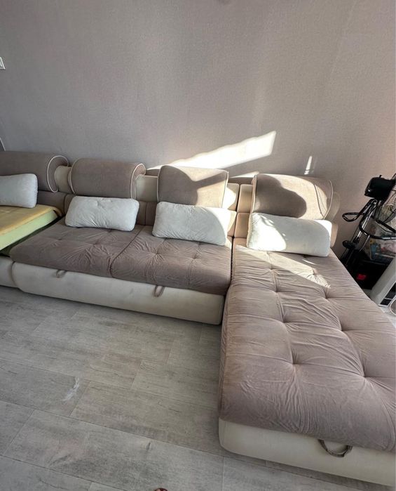 Продаем за смешную цену Угловой диван